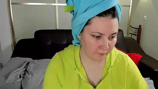 MarySwon from StripChat is Freechat