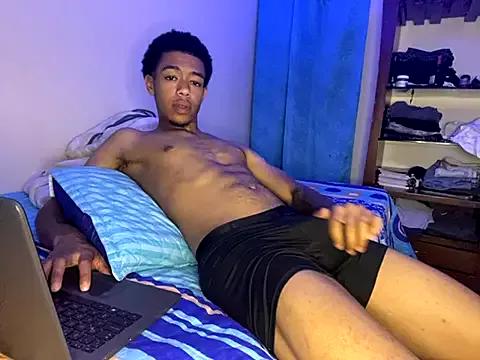MaskBlackk from StripChat is Freechat