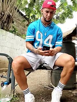 Master_pigdirty from StripChat is Freechat