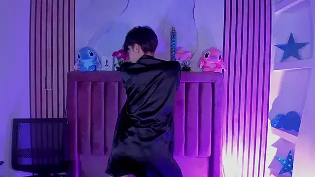 MathiasGreen_ — Make my ass vibrate, control for 3 minut