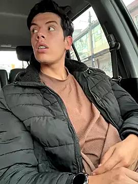 Try our girls live displays and explore the company of endless strippers, with beautiful physiques, vibrating toys and more.