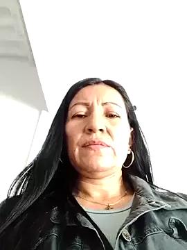 maturexxxnaughty from StripChat is Freechat