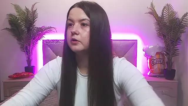 Try our girls live displays and explore the company of endless strippers, with beautiful physiques, vibrating toys and more.