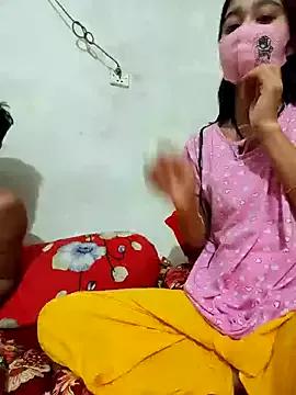 maya-Couple19 from StripChat is Freechat