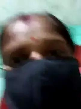 Maya_bhoji from StripChat is Freechat