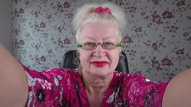 Try our girls live displays and explore the company of endless strippers, with beautiful physiques, vibrating toys and more.