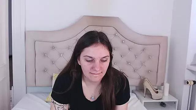 MayaFlirt from StripChat is Freechat
