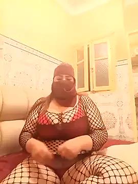 mayakhalyfaa from StripChat is Freechat