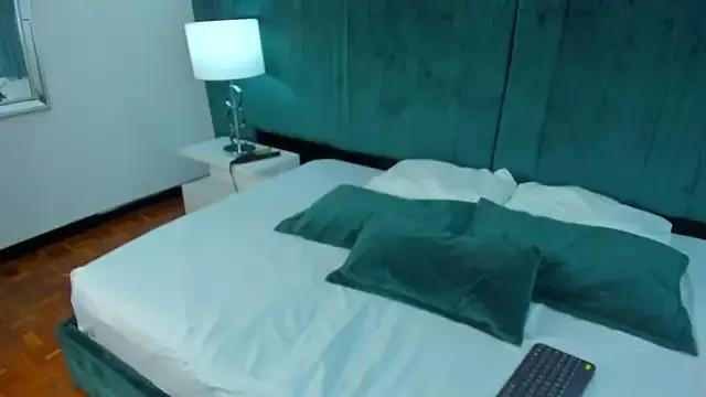 Maylin_Stone from StripChat is Freechat