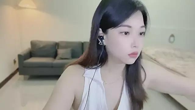 Photos of Maymay_ from StripChat is Freechat