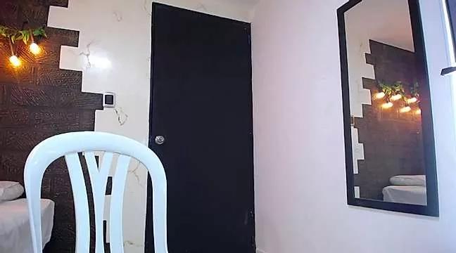 meel__ruiz from StripChat