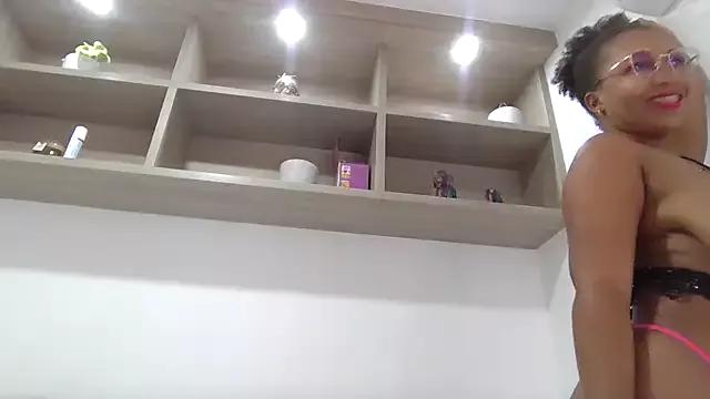 megan-hotxx from StripChat is Freechat