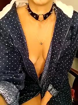 megan2021 from StripChat is Freechat