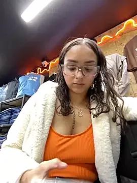Megan_alanna from StripChat is Freechat