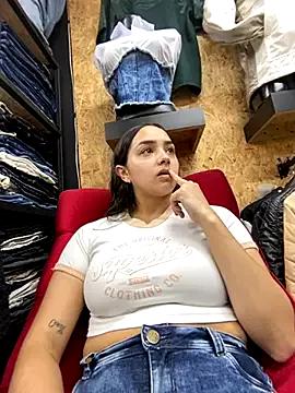 Try our girls live displays and explore the company of endless strippers, with beautiful physiques, vibrating toys and more.