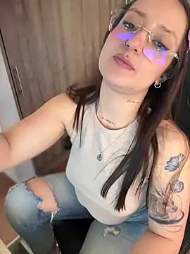 Try our girls live displays and explore the company of endless strippers, with beautiful physiques, vibrating toys and more.