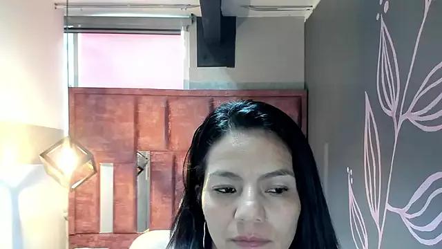 Megan_Milf__ from StripChat is Freechat