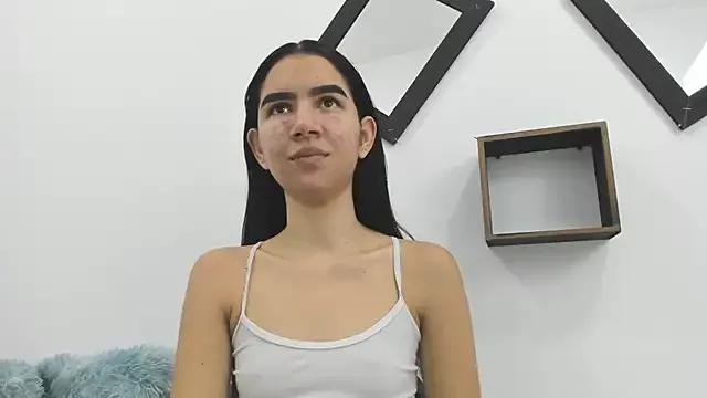 megan_samiri from StripChat is Freechat
