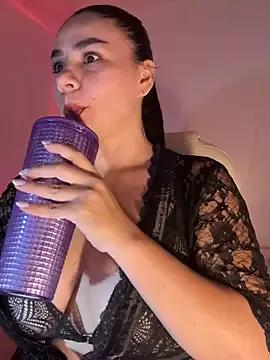 Try our girls live displays and explore the company of endless strippers, with beautiful physiques, vibrating toys and more.