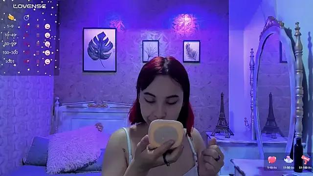 Try our girls live displays and explore the company of endless strippers, with beautiful physiques, vibrating toys and more.