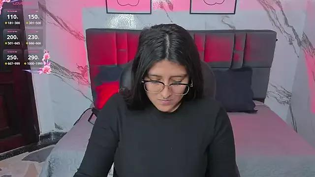 MEGANN_UP webcams show profile image 