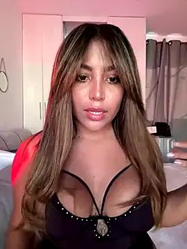 Try our girls live displays and explore the company of endless strippers, with beautiful physiques, vibrating toys and more.