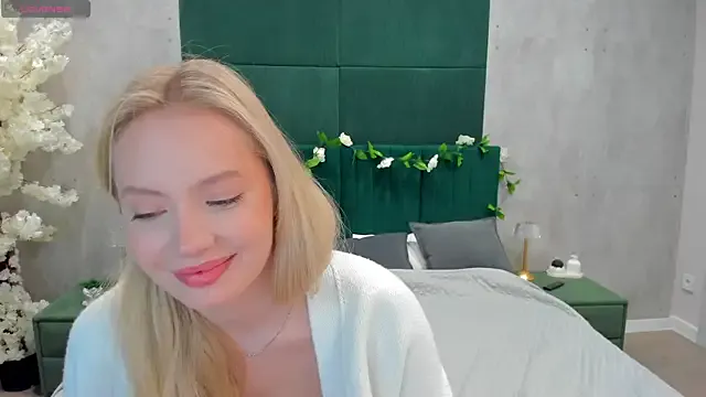 Melanie_Ryer — handbra