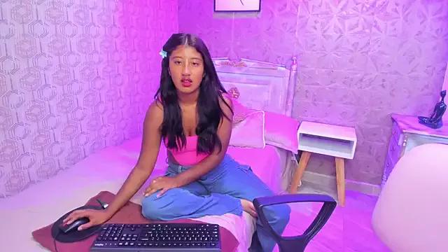 melany_brunette from StripChat is Freechat