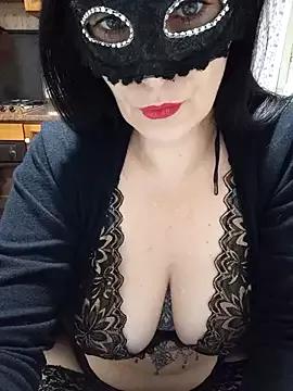 Try our girls live displays and explore the company of endless strippers, with beautiful physiques, vibrating toys and more.