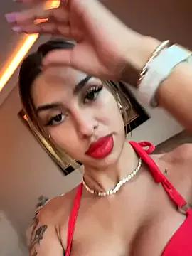 Try our girls live displays and explore the company of endless strippers, with beautiful physiques, vibrating toys and more.