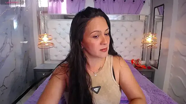 Melissa-roberts —  fuck me my love strong 