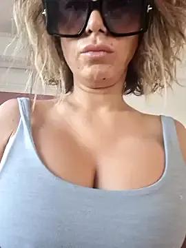 Melissa0707 from StripChat is Freechat