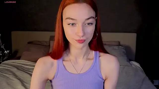 Try our girls live displays and explore the company of endless strippers, with beautiful physiques, vibrating toys and more.