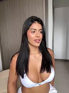 Try our girls live displays and explore the company of endless strippers, with beautiful physiques, vibrating toys and more.