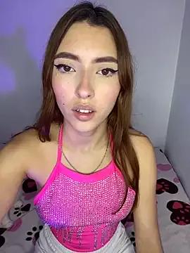 Try our girls live displays and explore the company of endless strippers, with beautiful physiques, vibrating toys and more.