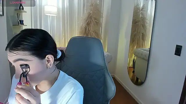 MelodyVega_ —   naked + rub pussy