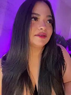 Try our girls live displays and explore the company of endless strippers, with beautiful physiques, vibrating toys and more.