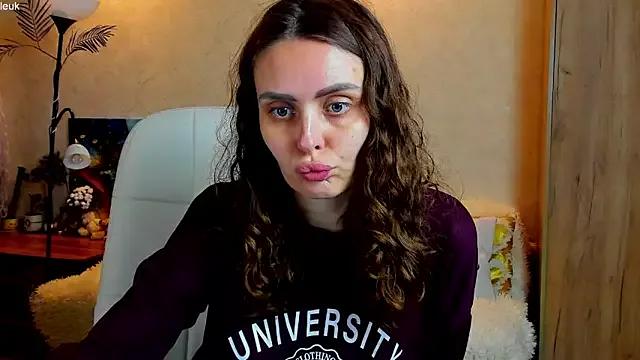mia_grantes from StripChat is Freechat