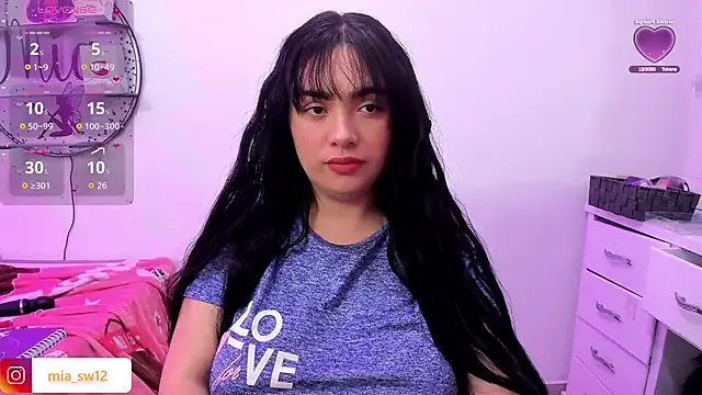 Avatar of mia_johns_