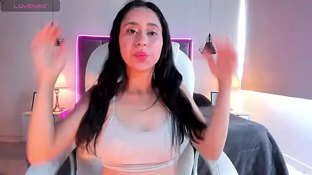 Mia_Lenox_ from StripChat is Freechat