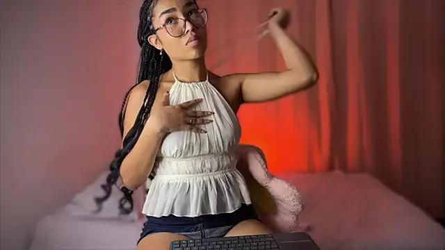 Try our girls live displays and explore the company of endless strippers, with beautiful physiques, vibrating toys and more.