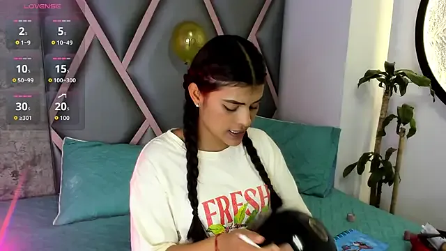 Miaa_Rosse — Freechat on StripChat