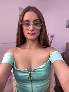 Try our girls live displays and explore the company of endless strippers, with beautiful physiques, vibrating toys and more.