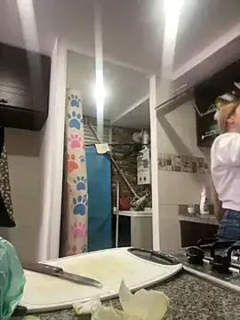Miabonnett_ from StripChat is Freechat