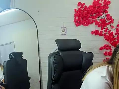 MiaStorm__ from StripChat is Freechat