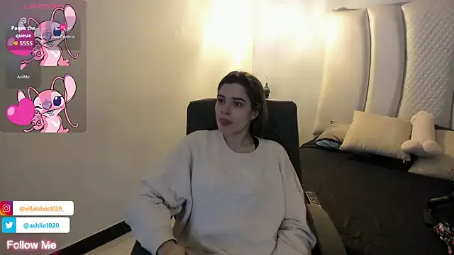 Avatar of MiaVillalobos