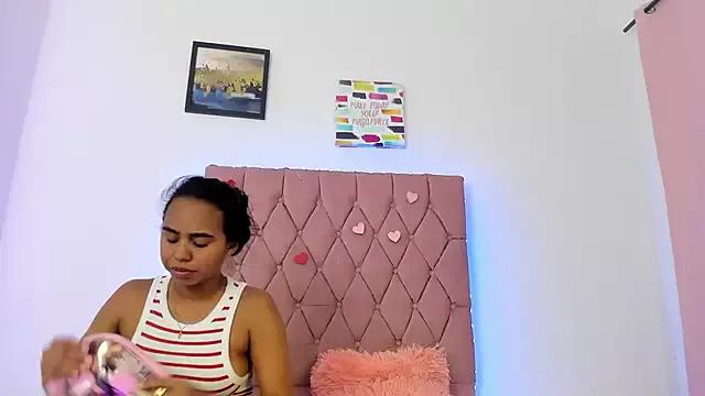 MICHAEL_AND_SHARON from StripChat is Freechat