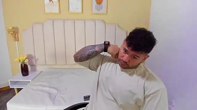 michael_hill1 from StripChat is Freechat