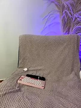 Try our girls live displays and explore the company of endless strippers, with beautiful physiques, vibrating toys and more.