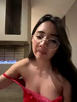 Michelle_Zoe from StripChat is Freechat
